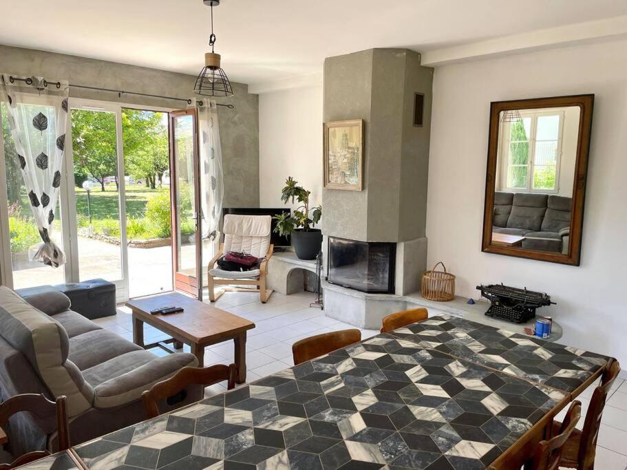 La Casa Del Papa - Maison Spacieuse Avec Jardin Dole Dış mekan fotoğraf